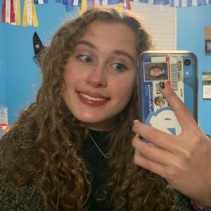 Meet your Posher, Erica